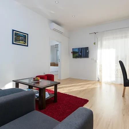 Meriko Apartamento Kaštela