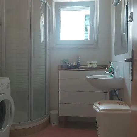 Meriko Apartment